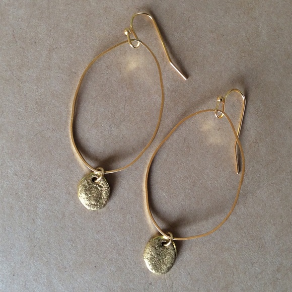 NEW Earrings - Picture 6 of 6